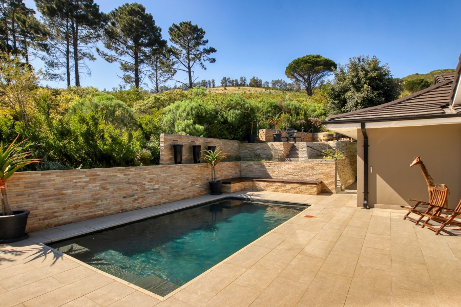 6 Bedroom Property for Sale in Boskloof Eco Estate Western Cape